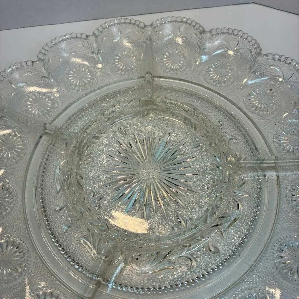 Vintage‎ Clear Pressed Glass Divided Relish Tray Scalloped Starburst MCM